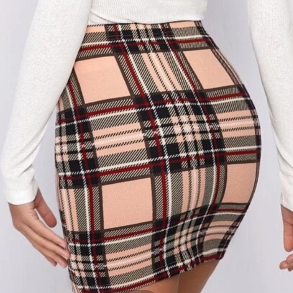 Skirt - Picture 2 of 3